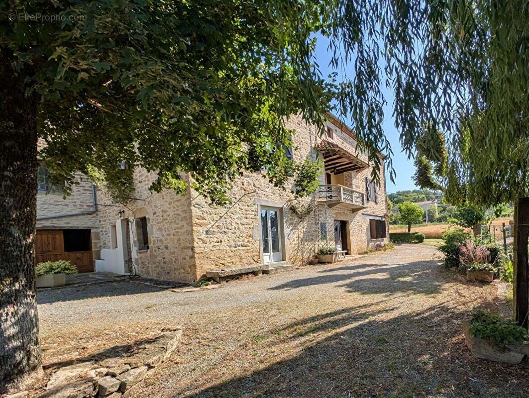 Maison à SAINT-ANTONIN-NOBLE-VAL