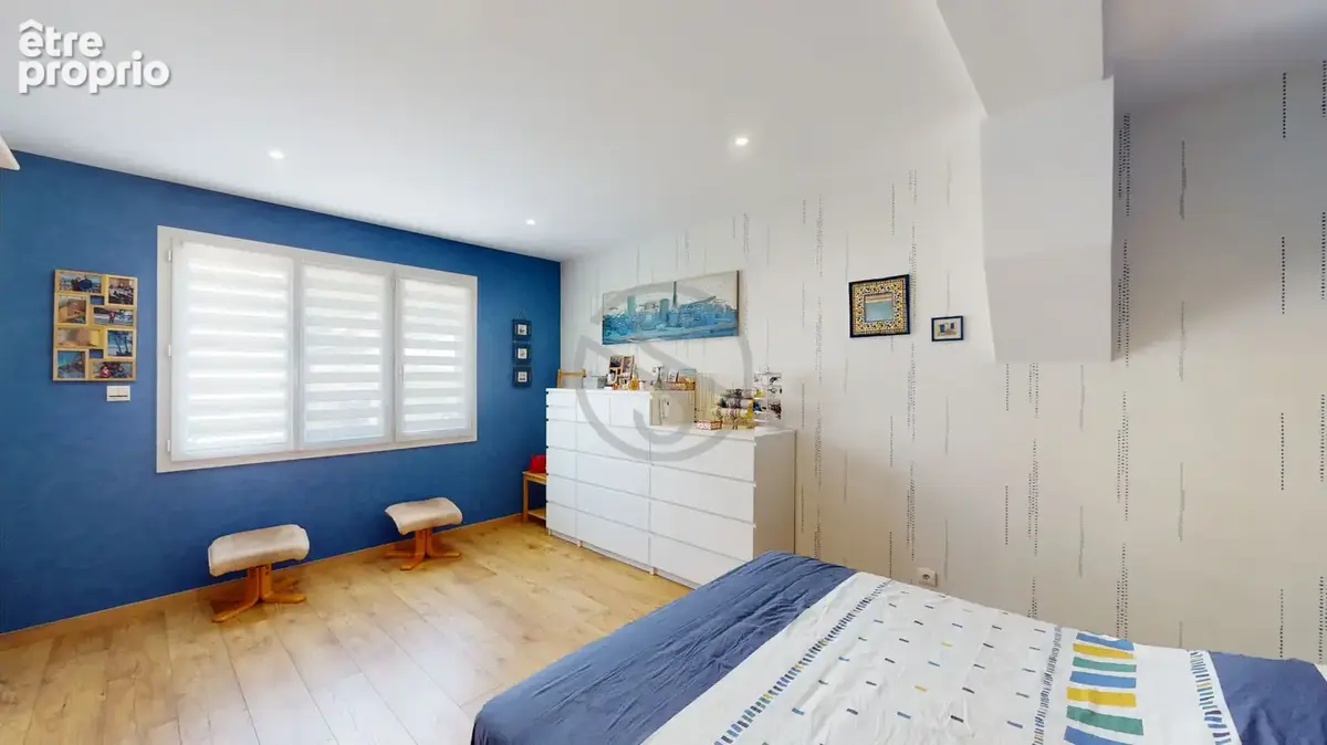 Duplex Jarrie 5 pièce(s) 184 m2 - Lumineux et en parfait état - photo 7