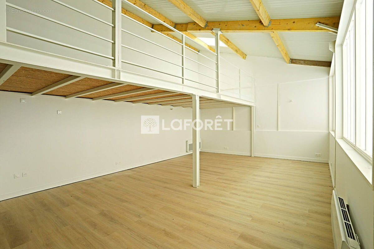 Commerce à MONTROUGE