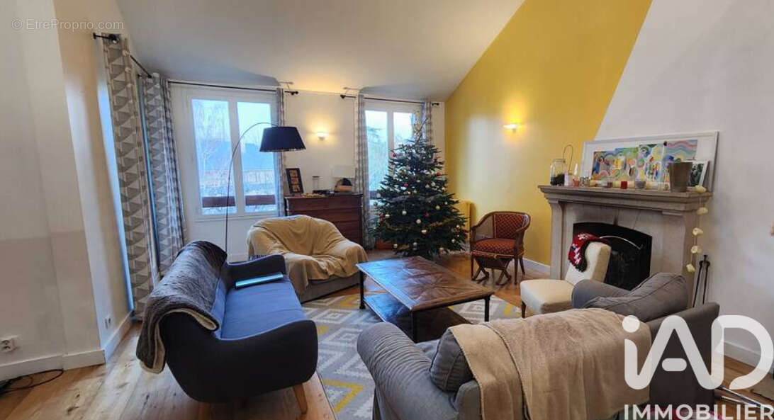 Photo 2 - Appartement à LOUVECIENNES