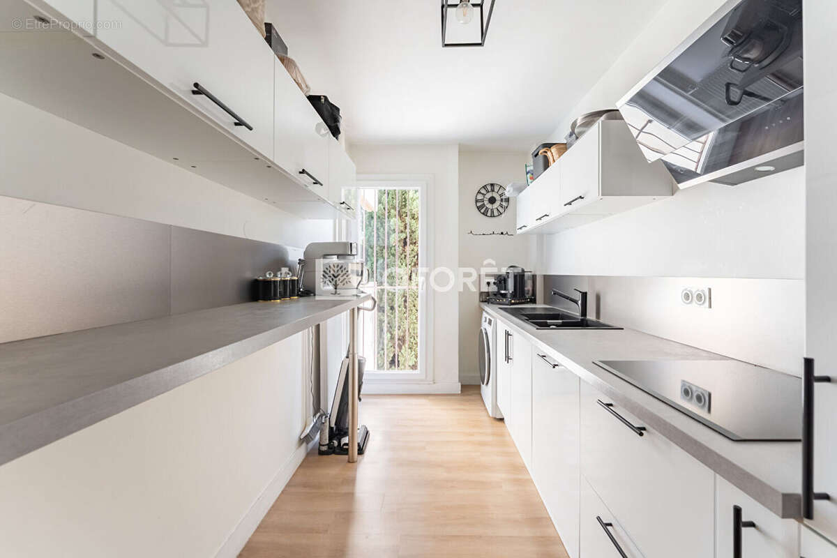 Appartement à MARSEILLE-10E