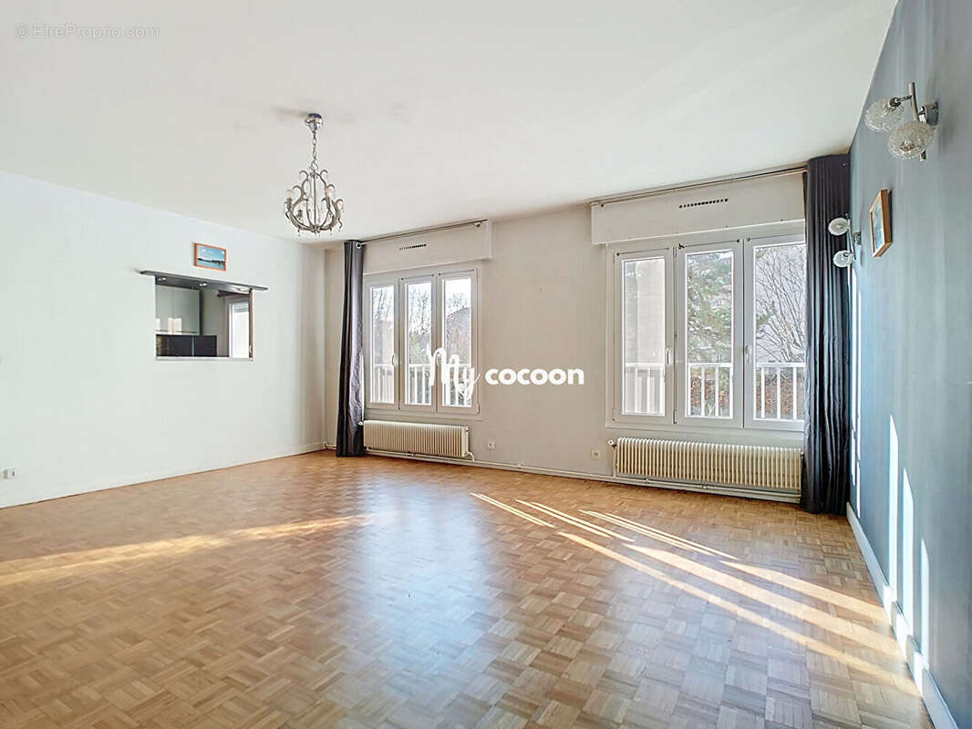 Appartement à LYON-7E