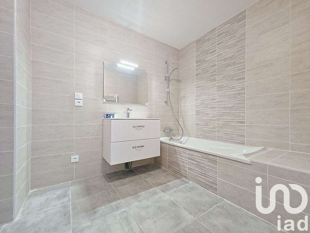 Photo 5 - Appartement à BELLEGARDE-SUR-VALSERINE