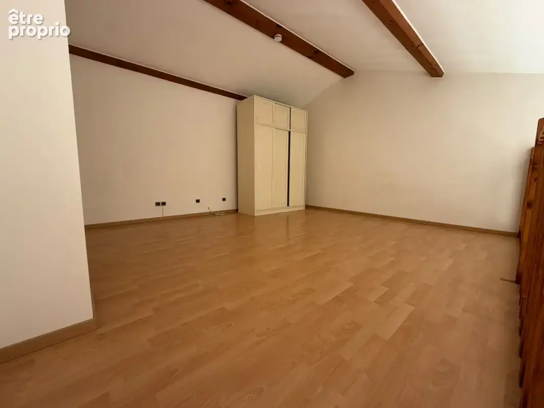 Une opportunité exceptionnelle : 175 m2 habitables sur un de terrain piscinable de 1380m2 - photo 10