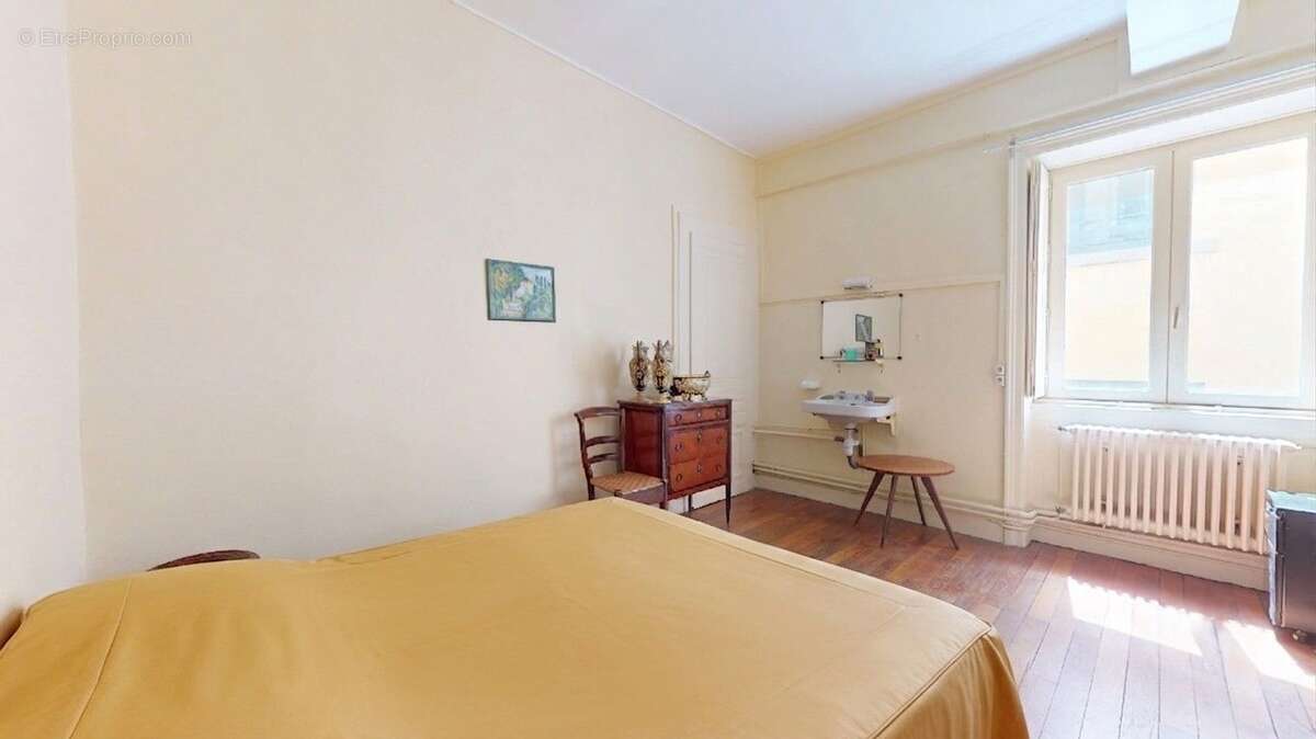 Appartement à LYON-5E