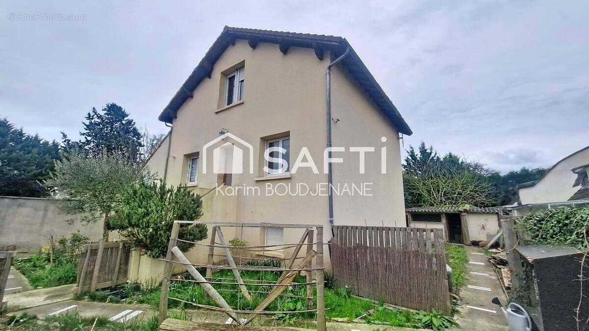 Photo 1 - Maison à BEAUMONT-SUR-OISE