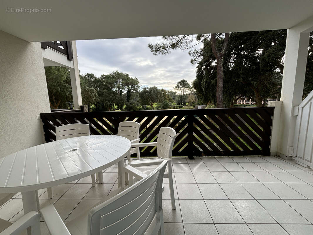 Appartement à MOLIETS-ET-MAA