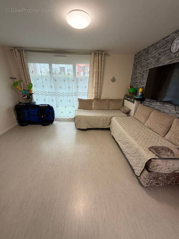 Appartement à VILLIERS-LE-BEL