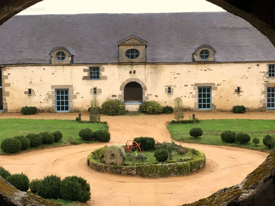 Maison à MAYENNE