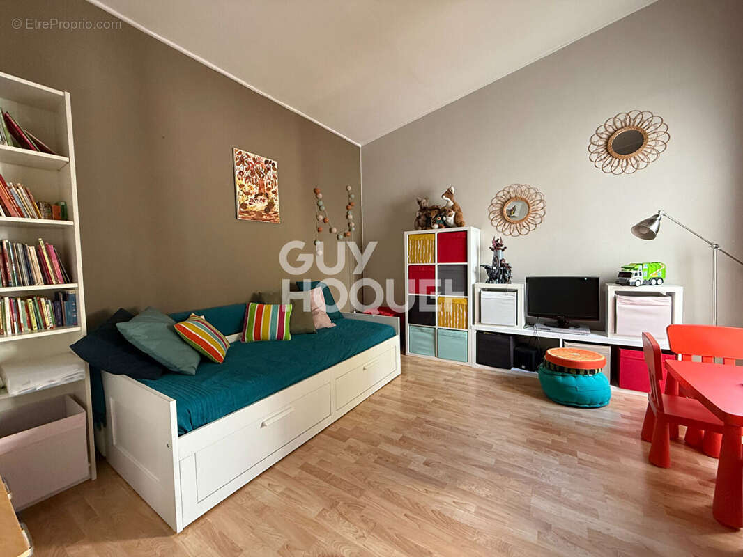 Gretz armainvilliers. maison de plain pied. - photo 6