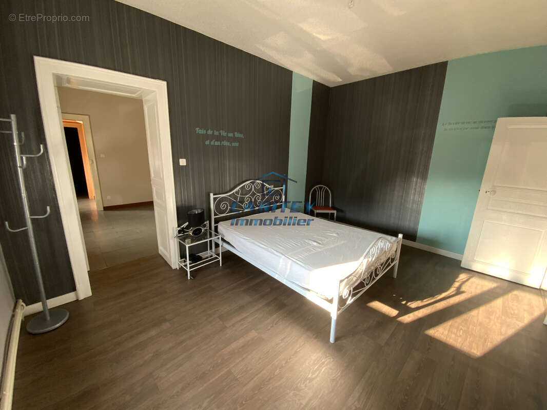 Appartement à LURE