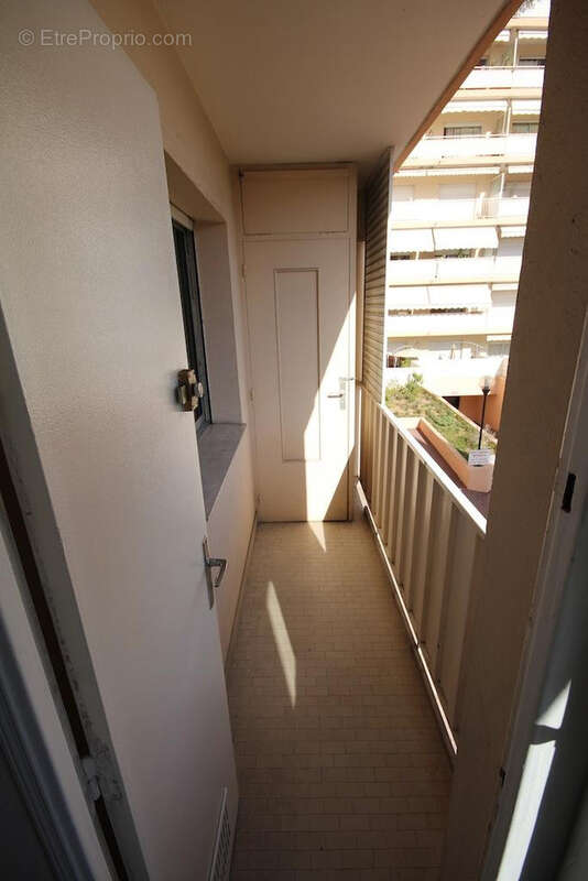 Appartement à LE CANNET