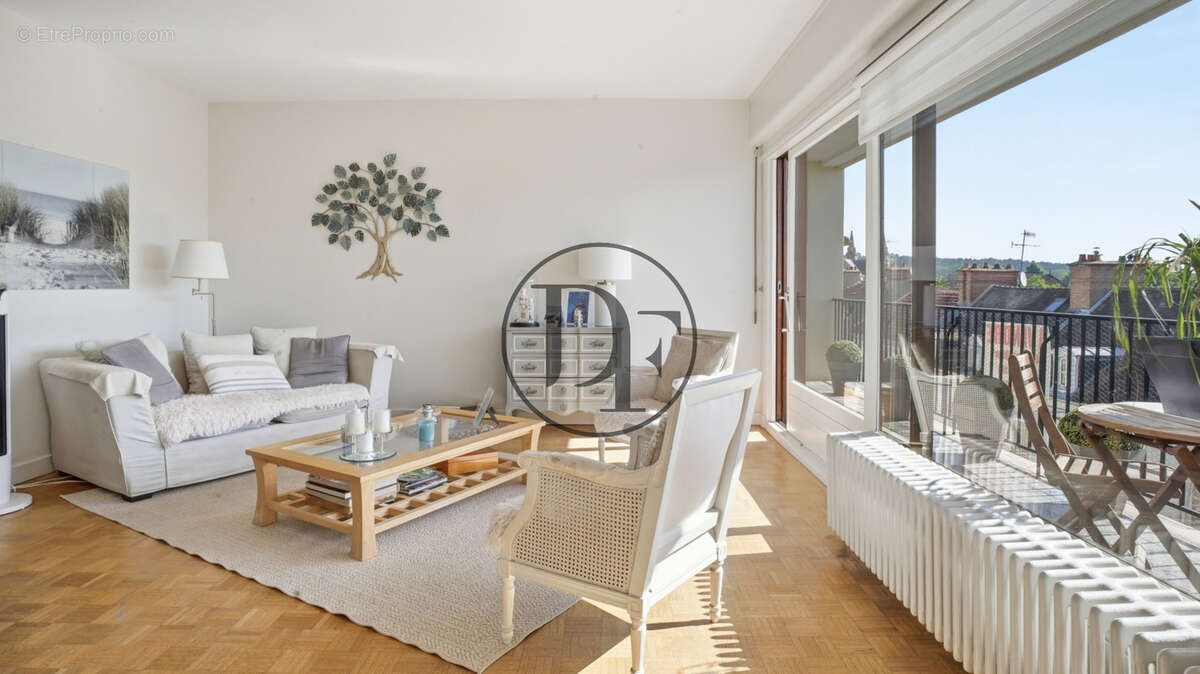Appartement à FONTAINEBLEAU