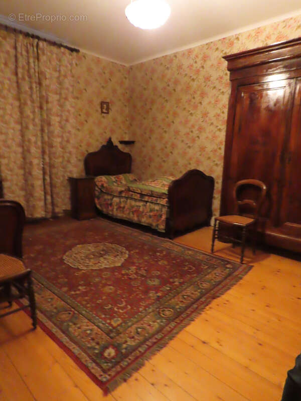 Maison à SAINT-BONNET-DE-ROCHEFORT