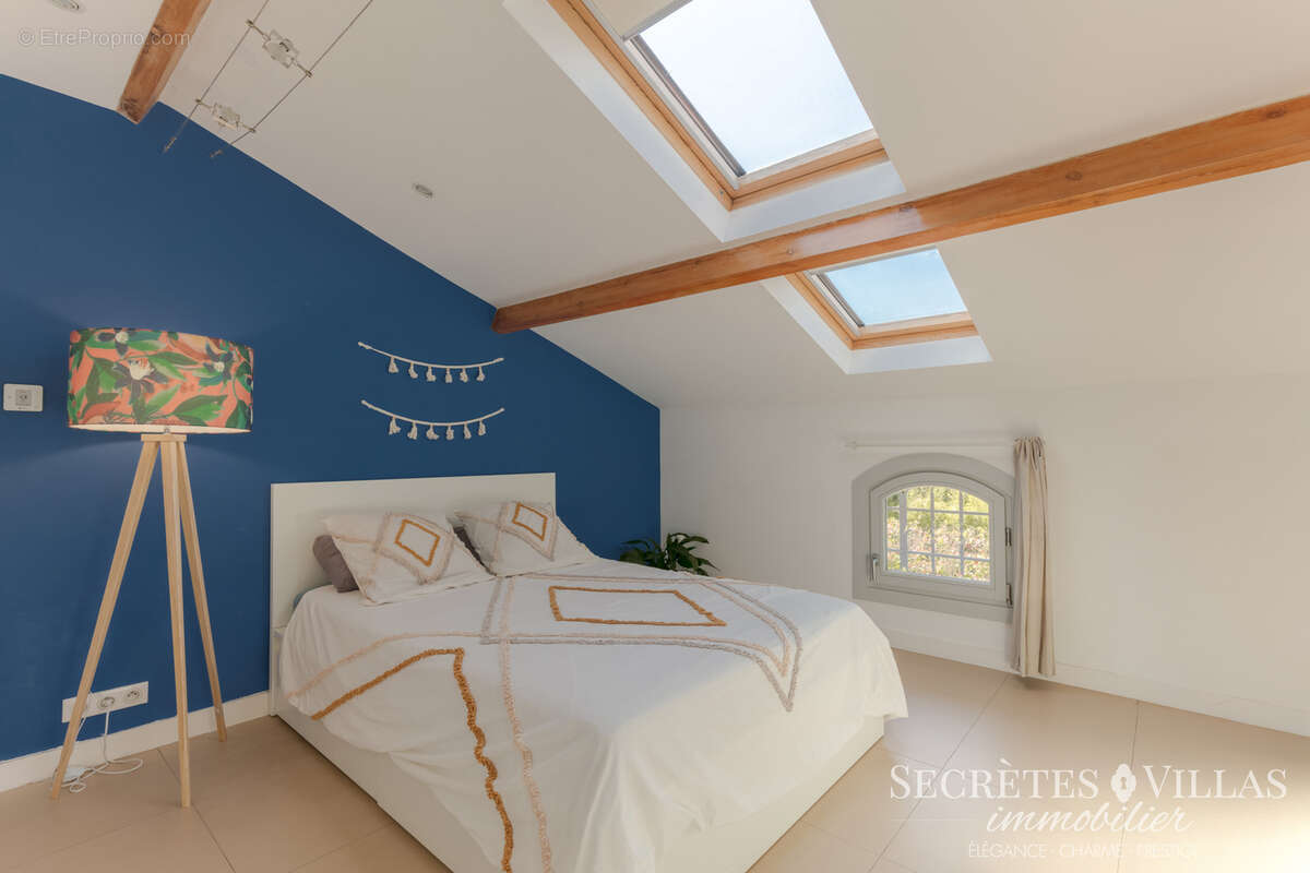 Maison à SALLEBOEUF