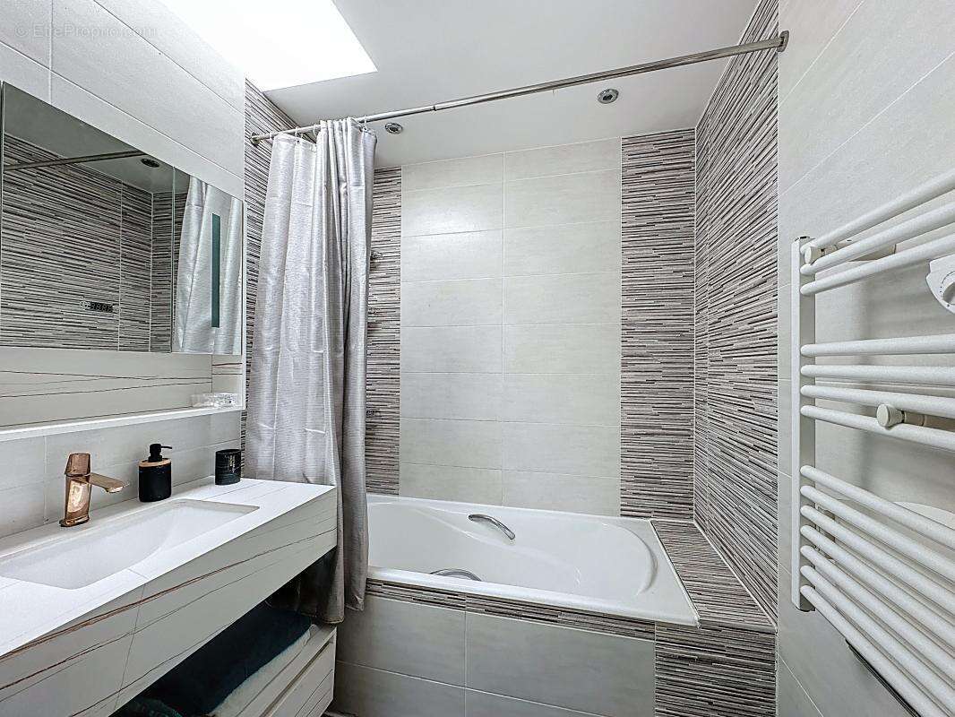 Maison à SAINT-SYMPHORIEN-D&#039;OZON