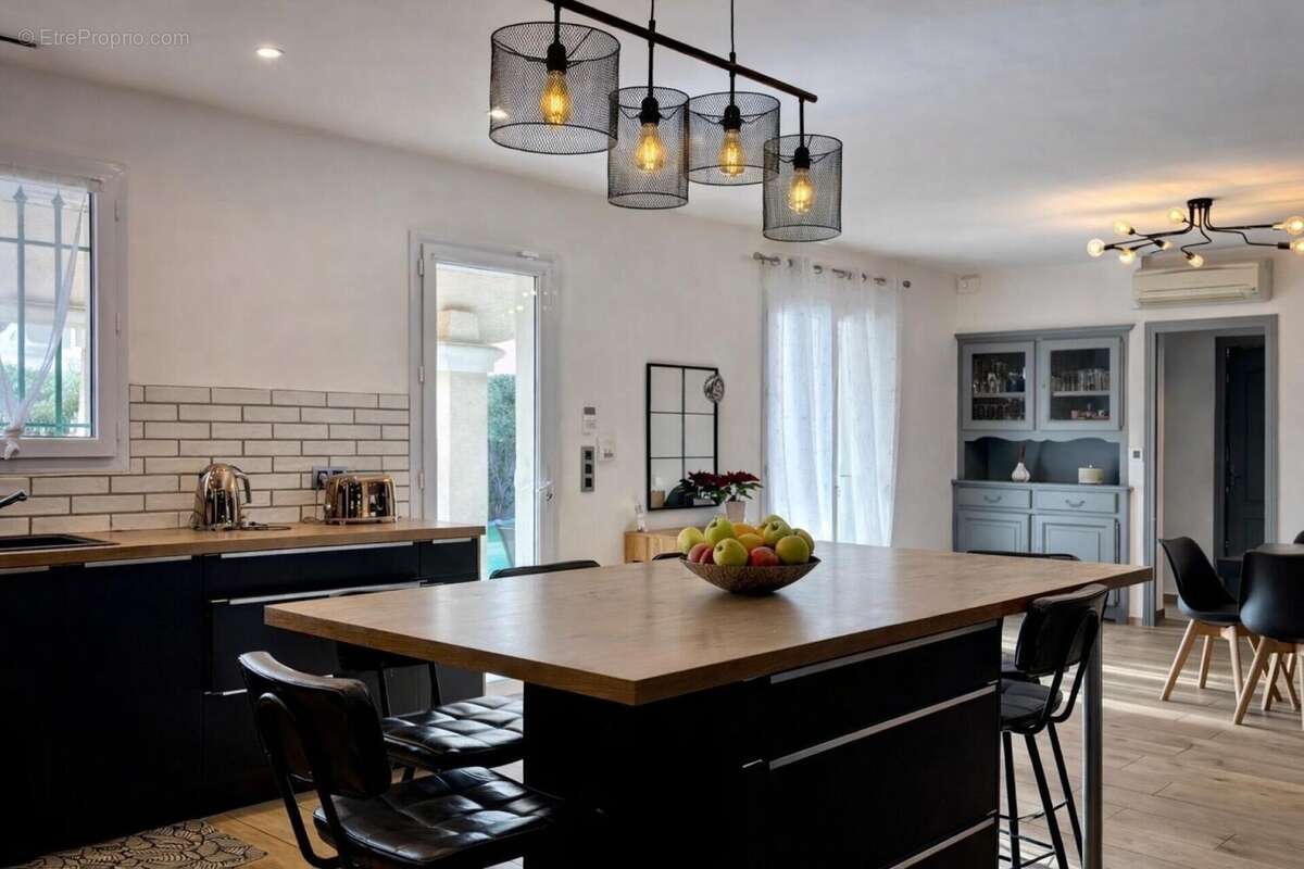 Photo 5 - Maison à LE MUY