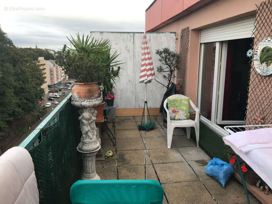 Appartement à BILLERE