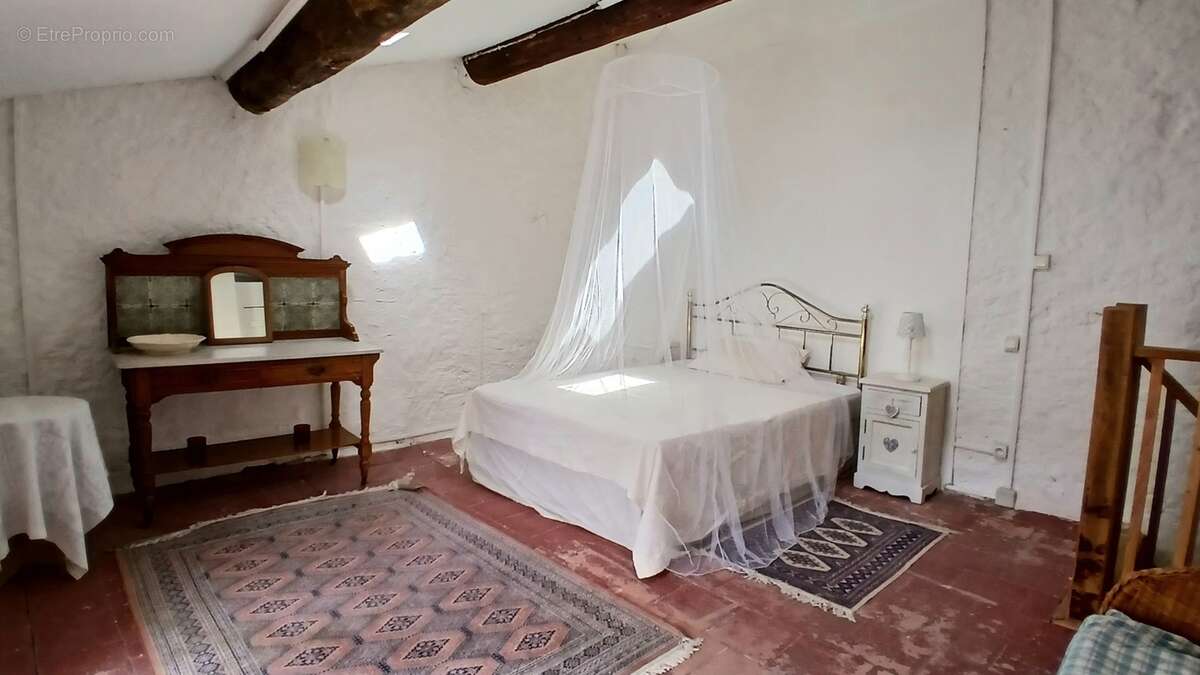 Maison à CESSENON-SUR-ORB