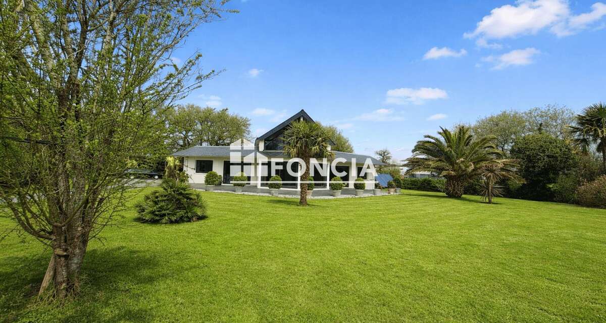 Maison à GUIPRONVEL