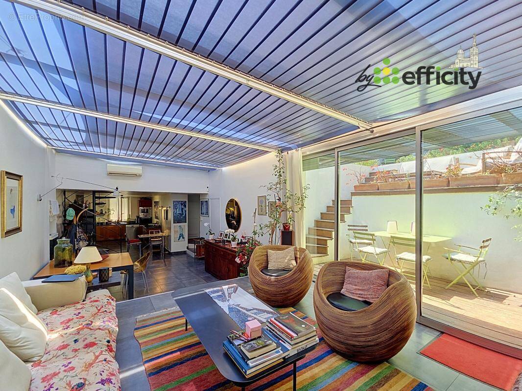 Maison à MARSEILLE-6E