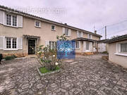 Maison à SAINT-GENIS-LAVAL