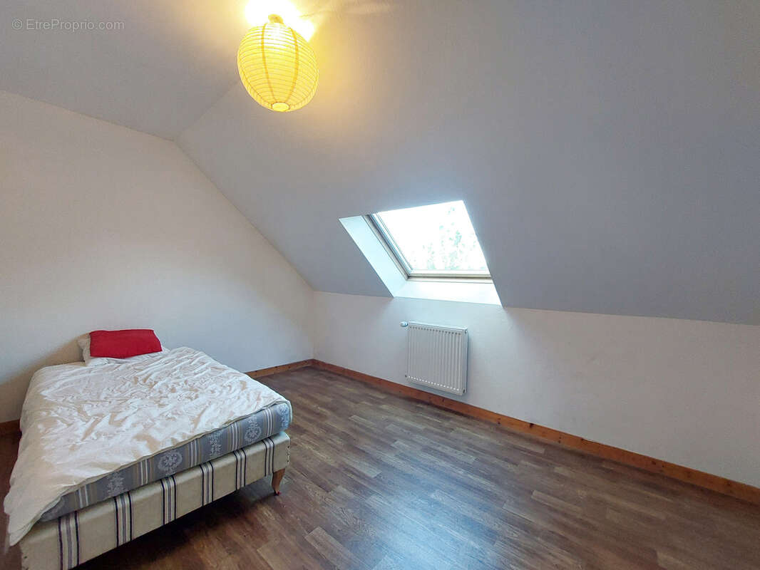 Maison à ARGENTRE-DU-PLESSIS