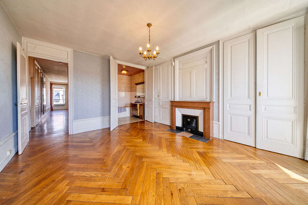 Appartement à LYON-3E