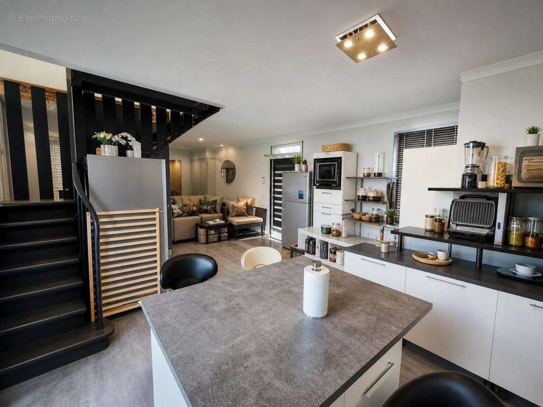 Maison de 4 pièces de 86 m² à Tarbes - photo 2