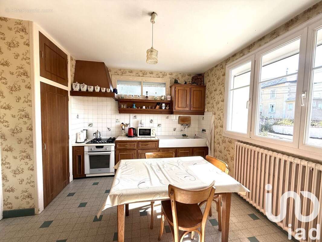 Photo 3 - Maison à VOUILLE