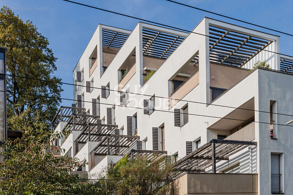 Appartement à LYON-9E