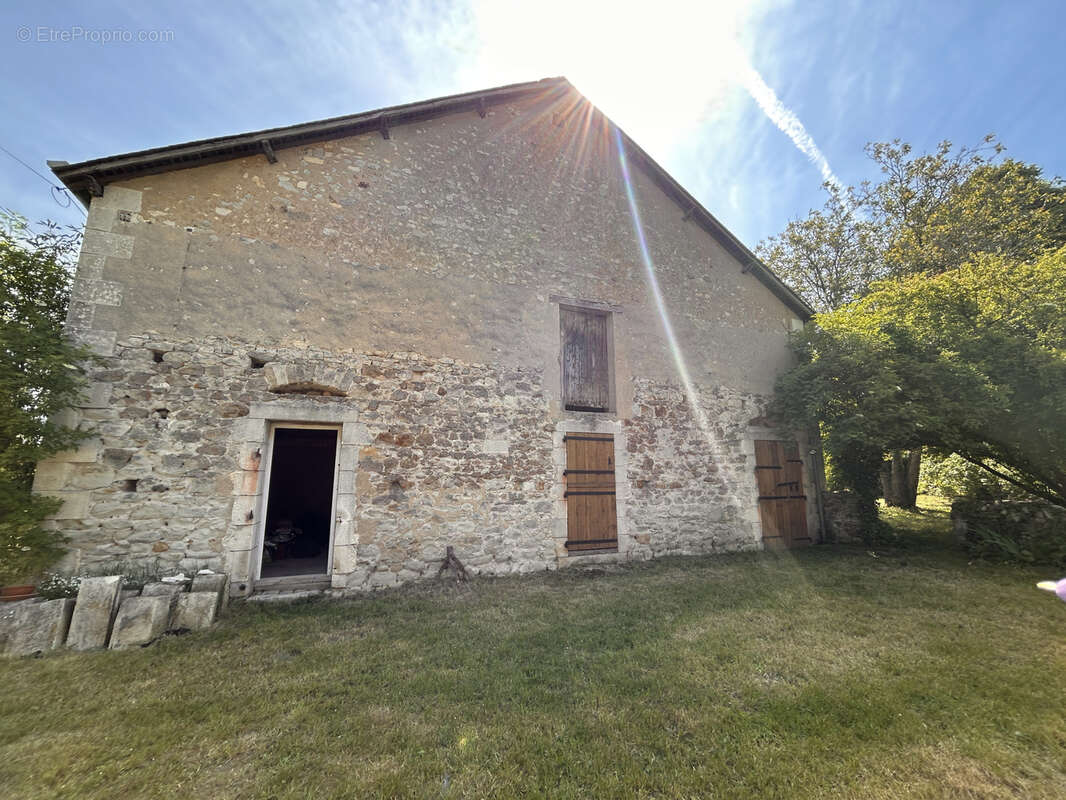 Maison à ARGENTON-SUR-CREUSE