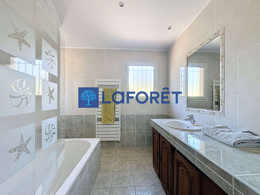 Maison à DRAGUIGNAN