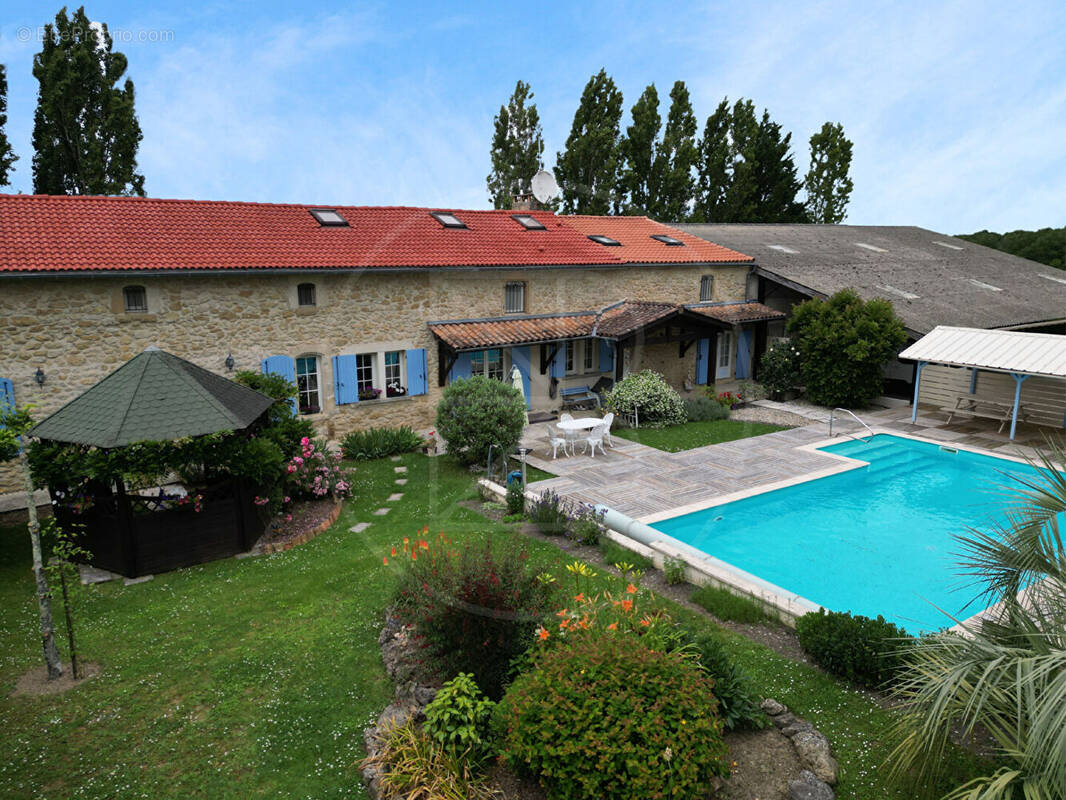 Maison à SAUVETERRE-DE-GUYENNE