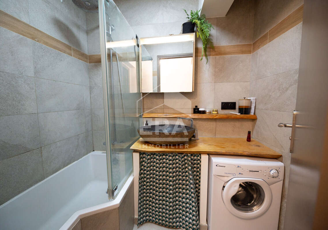 Appartement à MANDELIEU-LA-NAPOULE