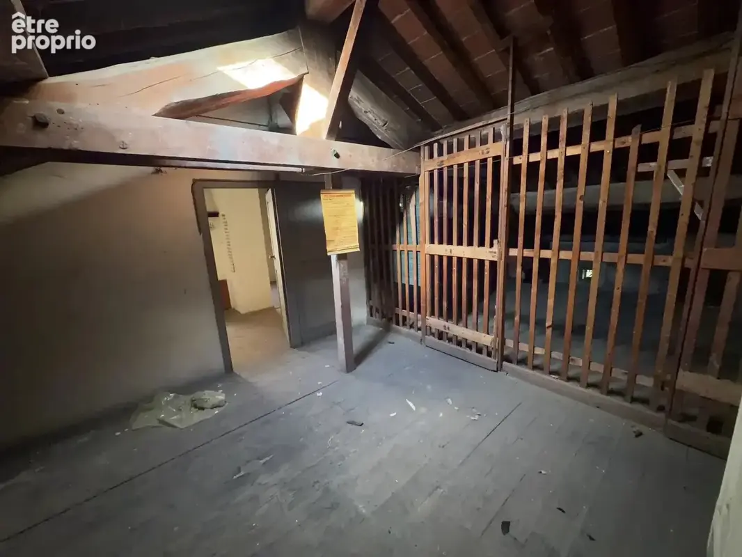 Immeuble de caractère, 3 apart, 1 local Ccial, garage 100 m2. - photo 27