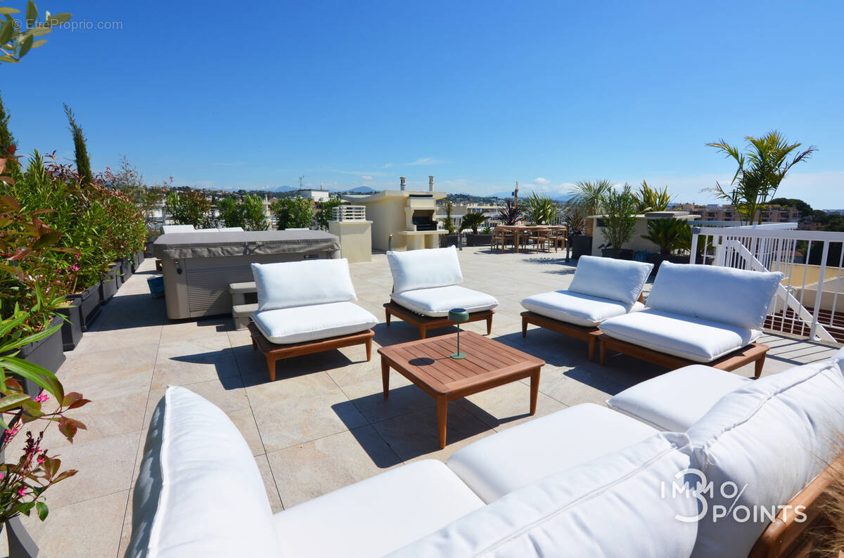 Appartement à CAGNES-SUR-MER
