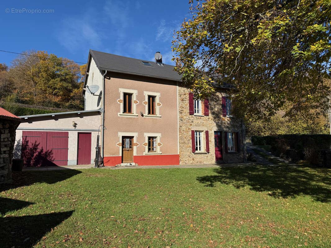 Maison à GOUTTIERES