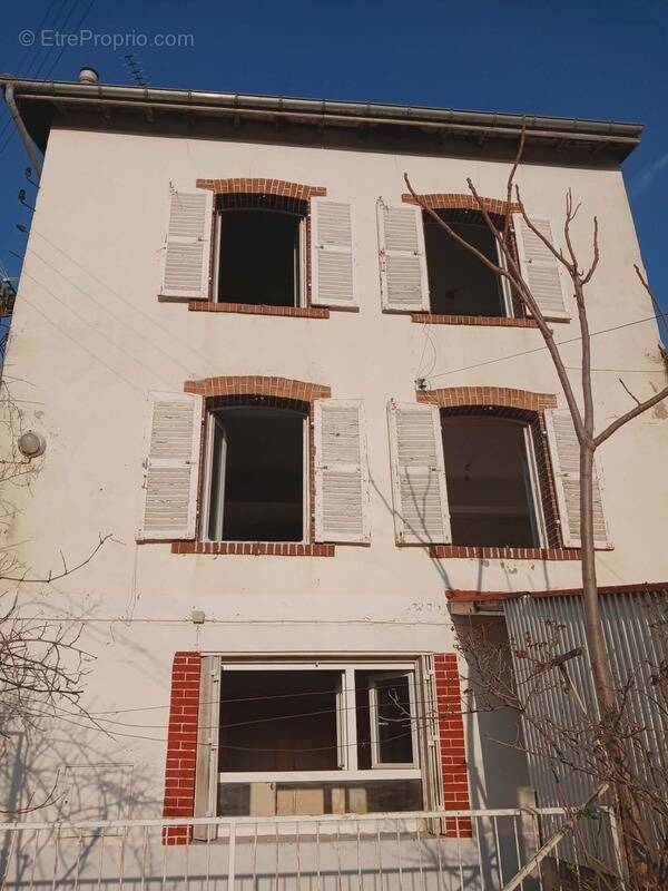 Maison à THIERS