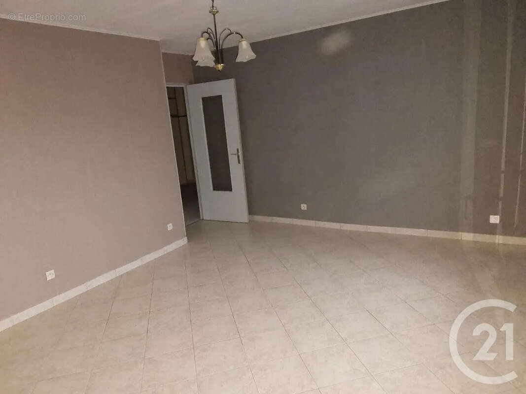 Appartement à SAINT-MEMMIE