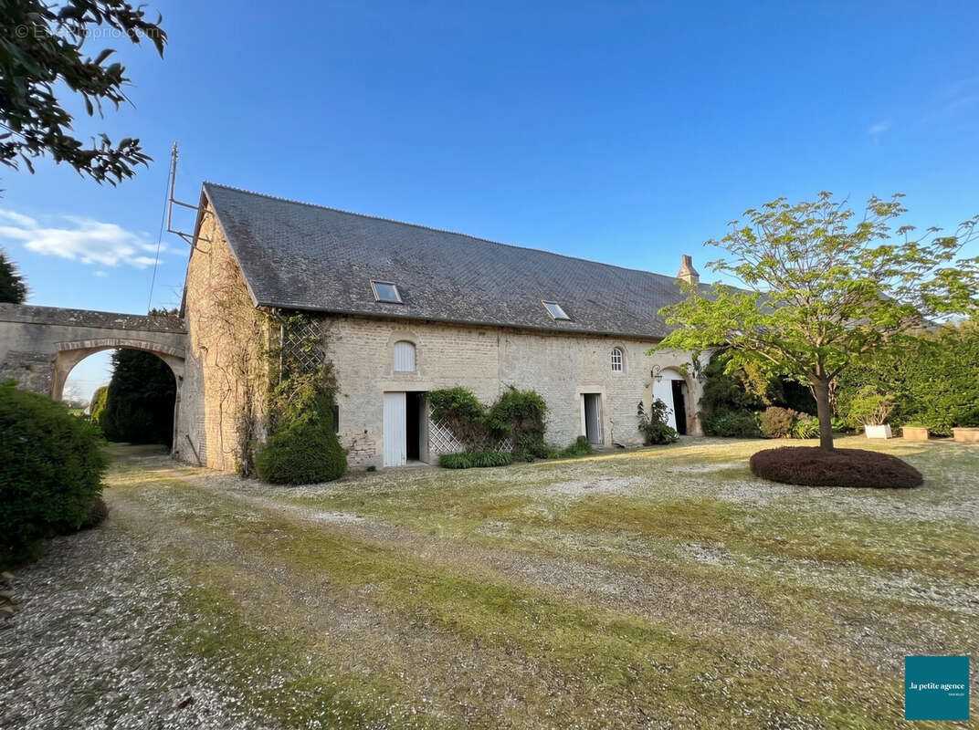 Maison à AUDOUVILLE-LA-HUBERT
