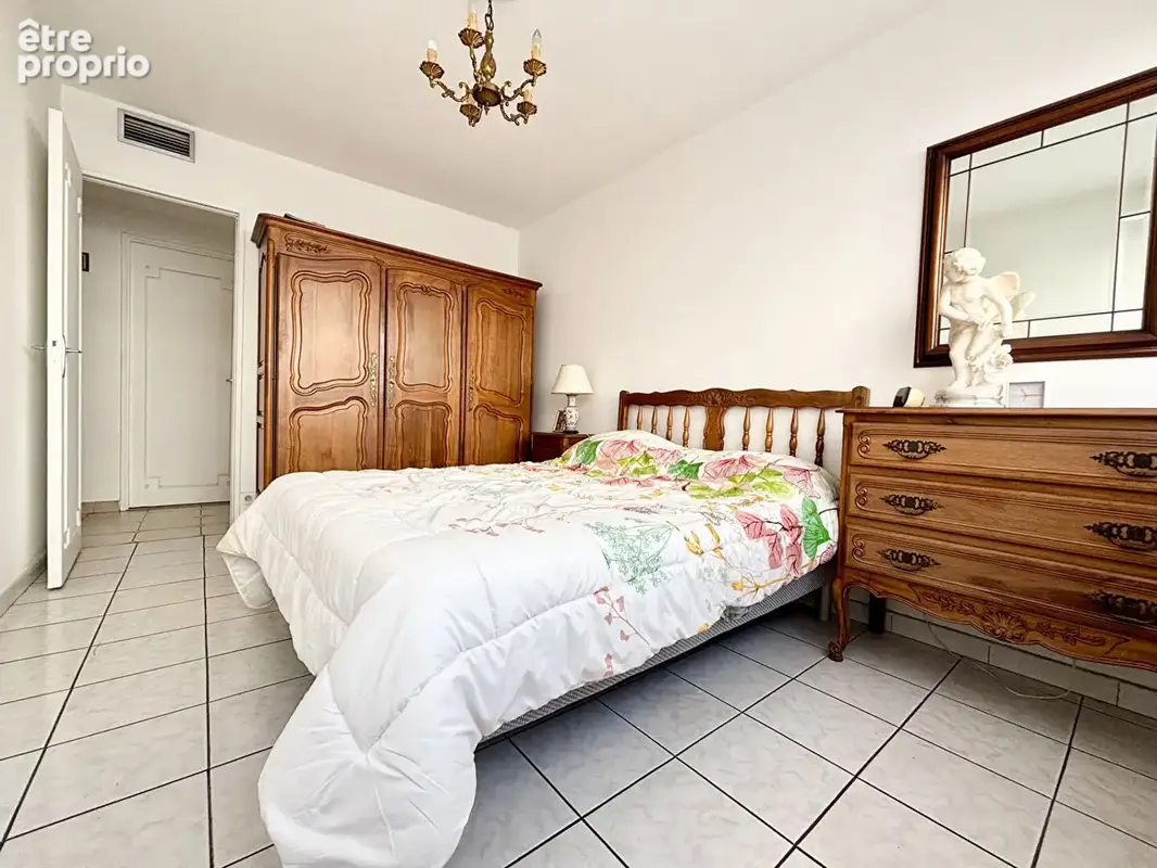 Appartement T4 de 86 m2 Secteur Les Chartreux - photo 14