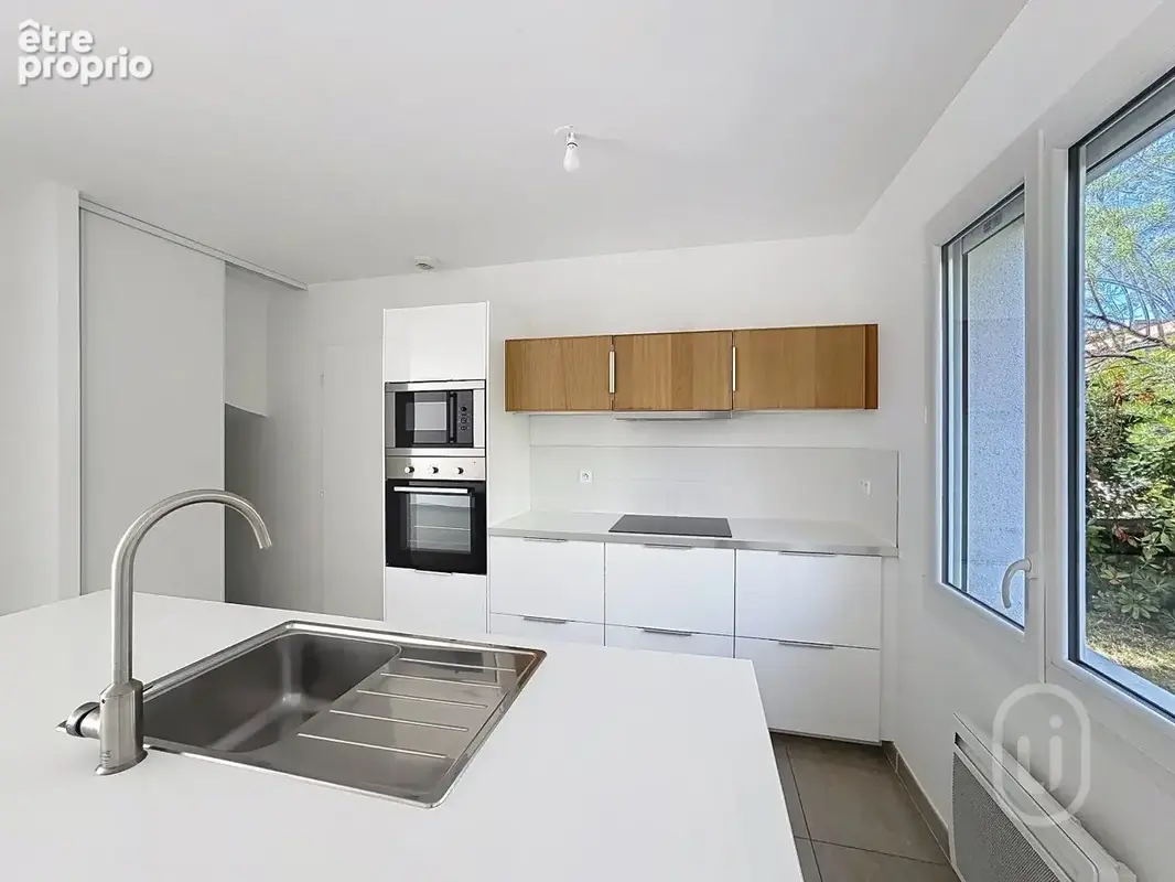 à 15 min de Montpellier, TEYRAN  Jolie Maison T4 de 120 m utiles (2017) avec garage & jardin au calme ! - photo 6