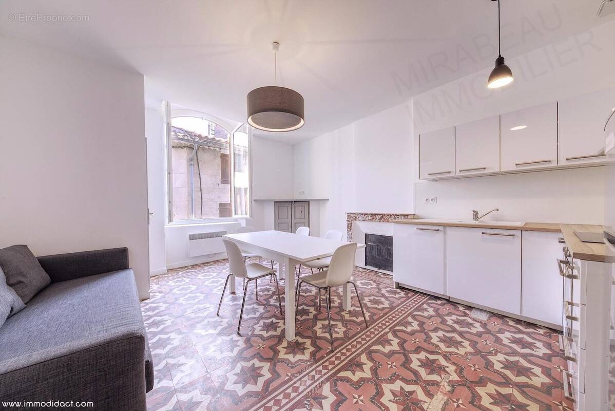 Appartement à MIRABEAU