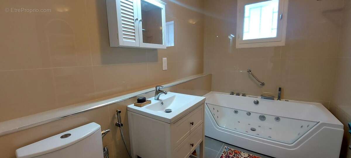 Maison à DRAGUIGNAN