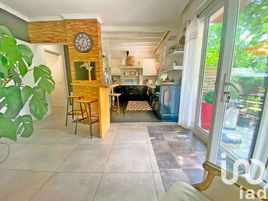 Photo 7 - Maison à SAINT-ETIENNE