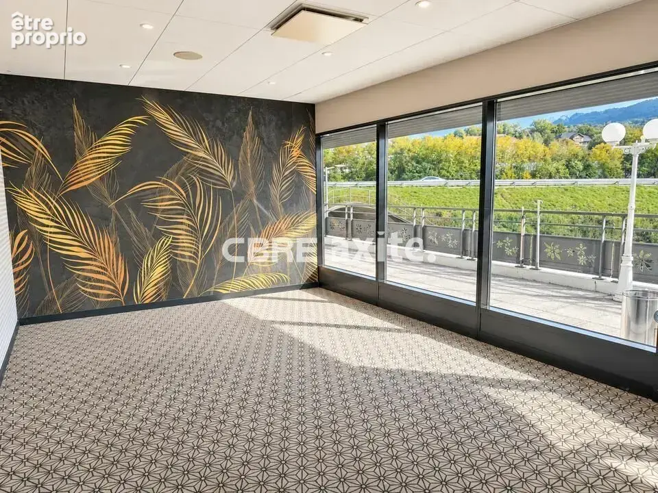 Commerce 240 m² à vendre à Gresy-Sur-Aix (73100) - photo 1