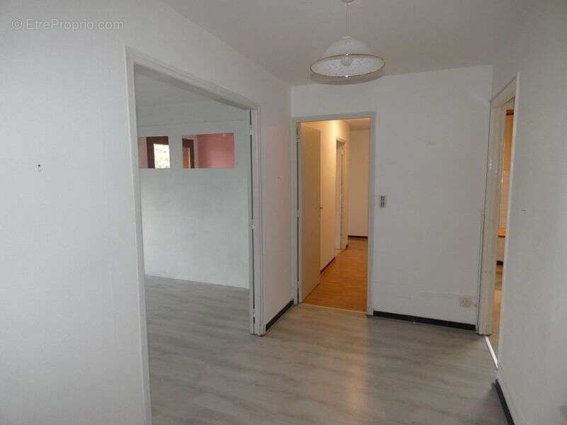 Appartement à VEYNES