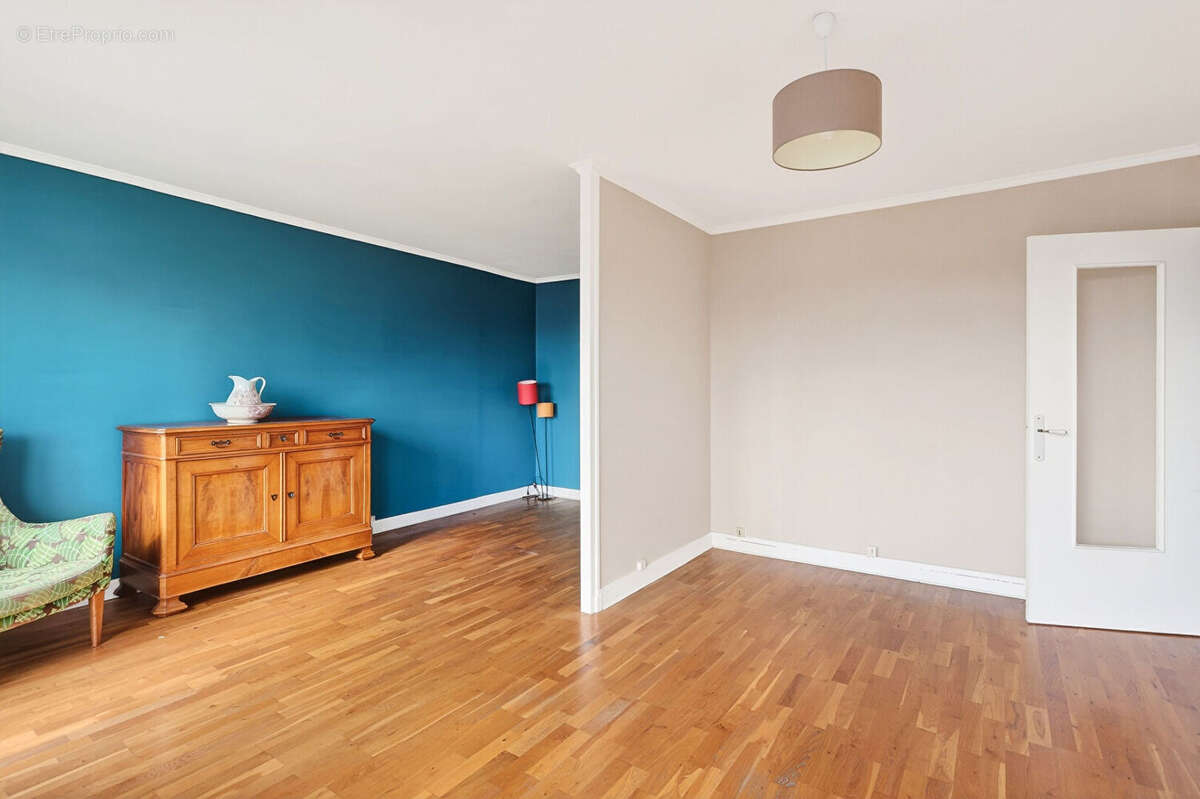 Appartement à COLOMBES