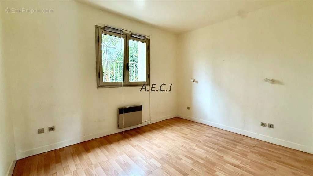 Appartement à BOIS-COLOMBES